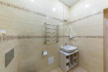 Фото номера Номер Делюкс с 2 кроватями размера «queen-size» Отель Лесная Гавань г. Bug 10